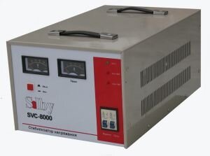 Стабилизатор напряжения однофазный Solby SVC-8000 Высокой точностью стабилизации и надежностью обладает данный стабилизатор напряжения Solby SVC-8000. Его задача обеспечить бытовые и промышленные потребители энергии плавным напряжением