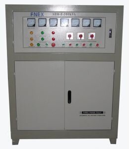 Стабилизатор напряжения трехфазный Fnex SBW-100 Применяется как в промышленной, так и бытовой среде. Подключение к сети при помощи клеммной колодки